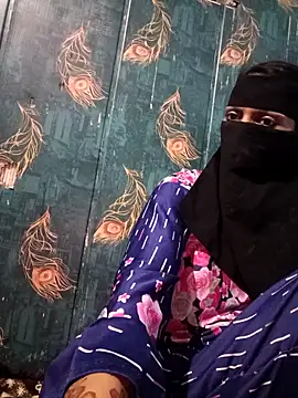 ursumita online show from October 17, 2025, 10:23 pm