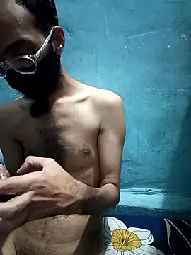 ursumita online show from October 28, 2025, 7:27 pm