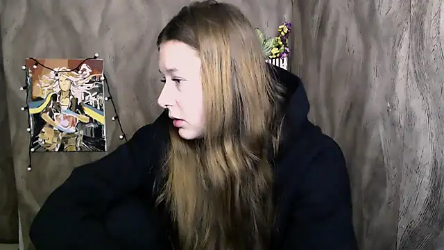 Linda S  online show from September 29, 2025, 10:09 am