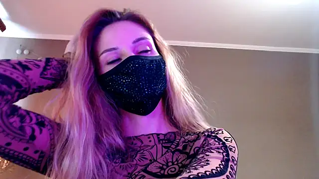 Iris lave online show from April 13, 2026, 2:44 pm