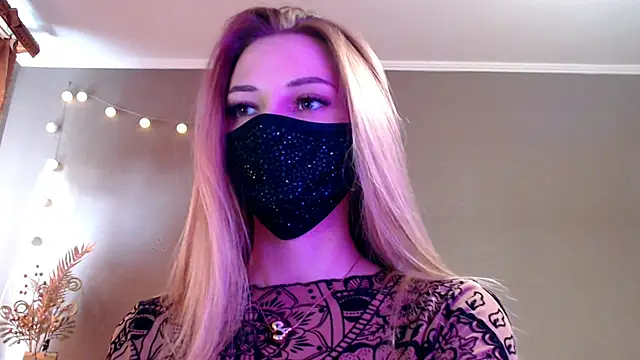Snapshot of Iris_lave chatting on April 25, 2026, 3:20 pm Iris lave online show from April 25, 2026, 3:20 pm