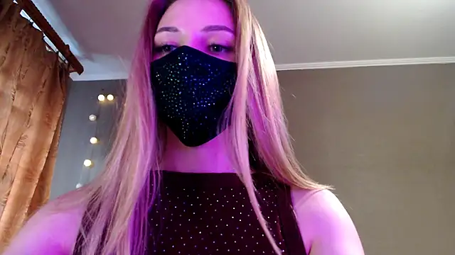 Snapshot of Iris_lave chatting on May 6, 2026, 4:45 pm Iris lave online show from May 6, 2026, 4:45 pm