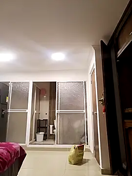 Frank0021 online show from May 16, 2026, 5:37 am