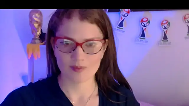 Snapshot of Camila-ventura chatting on July 6, 2026, 1:08 pm Camila-ventura online show from July 6, 2026, 1:08 pm
