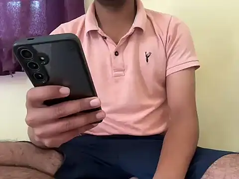 project085 online show from September 27, 2025, 7:24 am