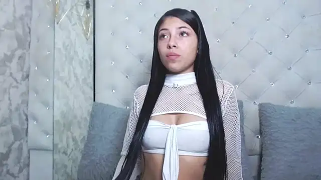 NataliePetite3x online show from November 13, 2025, 11:53 am