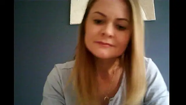 Ginger-bb online show from March 25, 2026, 6:52 am
