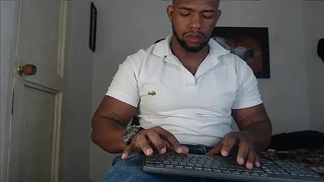 Snapshot of big_blackmen19 chatting on September 15, 2025, 1:44 pm big blackmen19 online show from September 15, 2025, 1:44 pm