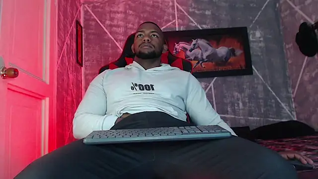 Snapshot of big_blackmen19 chatting on October 10, 2025, 1:10 pm big blackmen19 online show from October 10, 2025, 1:10 pm