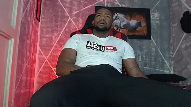 Snapshot of big_blackmen19 chatting on October 24, 2025, 1:07 pm big blackmen19 online show from October 24, 2025, 1:07 pm