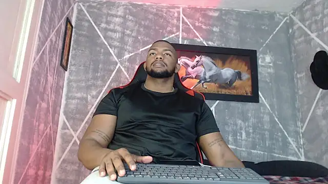 Snapshot of big_blackmen19 chatting on December 2, 2025, 3:01 am big blackmen19 online show from December 2, 2025, 3:01 am