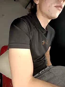 Snapshot of Logan_sixxer chatting on February 15, 2026, 5:09 pm Logan sixxer online show from February 15, 2026, 5:09 pm