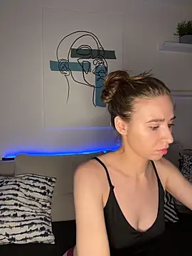 SoulNonNude online show from December 17, 2025, 7:20 pm