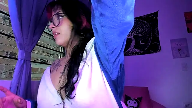 Sweet mim  online show from September 21, 2025, 11:06 pm