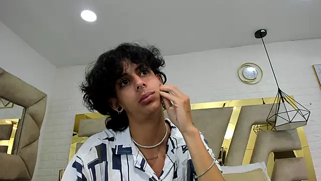 Ibratxandy online show from November 7, 2025, 2:17 pm