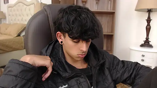 Ibratxandy online show from March 27, 2026, 7:13 pm