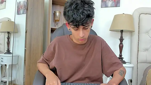 Ibratxandy online show from June 1, 2026, 7:15 pm