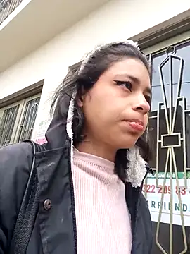 Tendercouple1 online show from September 8, 2025, 4:17 pm