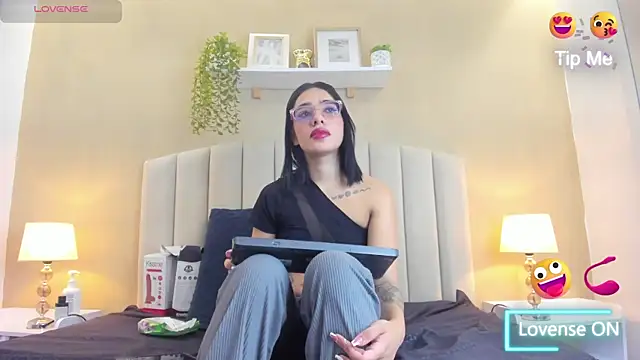 Snapshot of Rachel_Donnelly chatting on July 11, 2026, 3:53 am Rachel Donnelly online show from July 11, 2026, 3:53 am