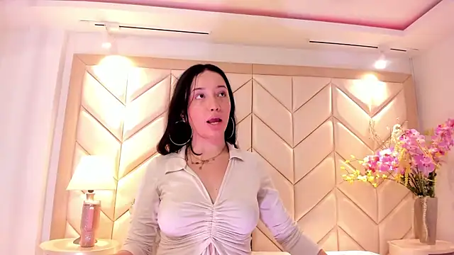 BarbieMonet online show from November 10, 2025, 7:57 pm