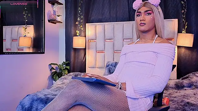 Hanzking01 online show from September 16, 2025, 3:29 am