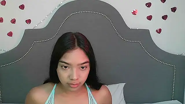 Snapshot of pocahontamoon chatting on November 1, 2025, 3:58 pm pocahontamoon online show from November 1, 2025, 3:58 pm