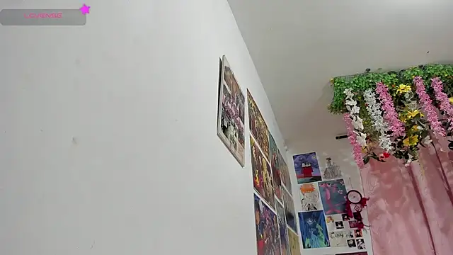 FluffyMelons online show from February 8, 2026, 11:08 pm