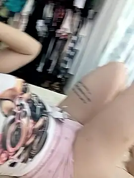 Arianna Moss online show from November 25, 2025, 9:59 pm