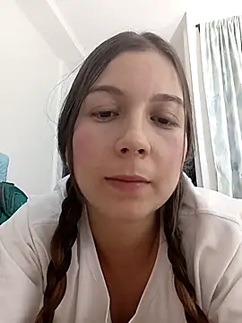 Arianna Moss online show from December 3, 2025, 2:30 am