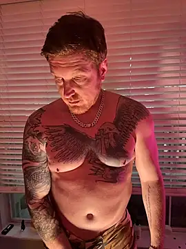 CloudyKingG online show from March 17, 2026, 12:52 pm