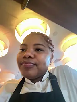 chocolatito-ho online show from April 19, 2026, 8:33 pm