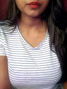 Snapshot of Ishu_Lovee chatting on December 19, 2025, 6:42 am Ishu Lovee online show from December 19, 2025, 6:42 am