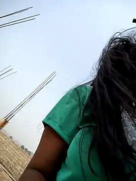 Snapshot of Ishu_Lovee chatting on February 3, 2026, 6:22 am Ishu Lovee online show from February 3, 2026, 6:22 am