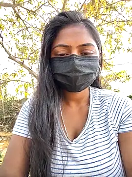 Snapshot of Ishu_Lovee chatting on February 27, 2026, 4:34 am Ishu Lovee online show from February 27, 2026, 4:34 am