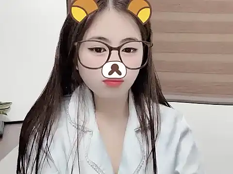 Amelia-babee online show from September 15, 2025, 11:32 am