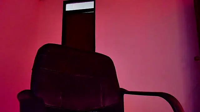 Madison charlotte online show from January 7, 2026, 11:56 am