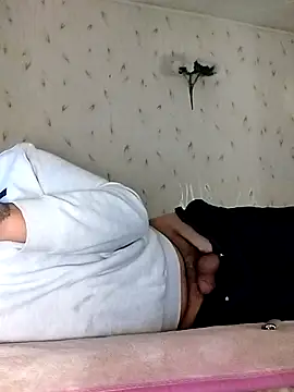 JuicyBigcockxh online show from November 18, 2025, 6:23 pm