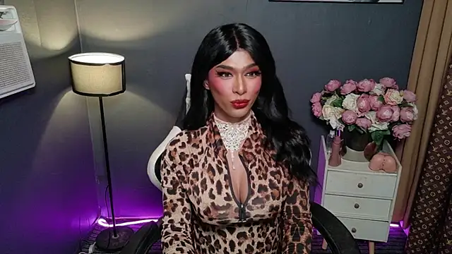 Snapshot of SexGoddess_Seraphina chatting on November 18, 2025, 9:52 pm SexGoddess Seraphina online show from November 18, 2025, 9:52 pm