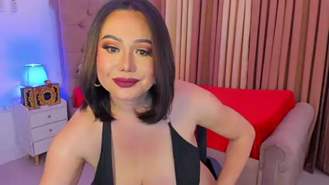 Snapshot of dianaCortney_21 chatting on November 8, 2025, 12:49 pm dianaCortney 21 online show from November 8, 2025, 12:49 pm