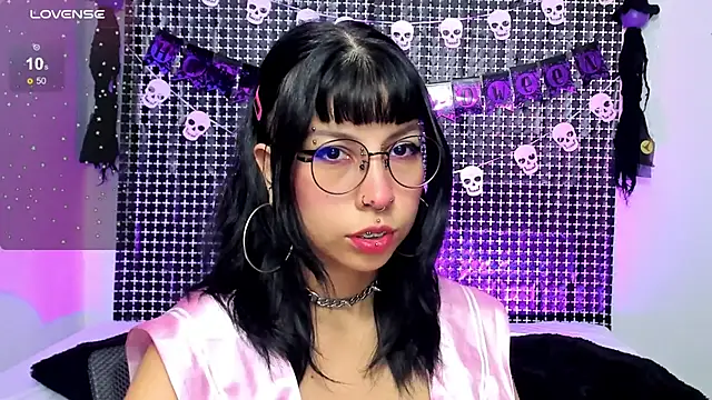 Rose 72 online show from October 22, 2025, 8:08 pm