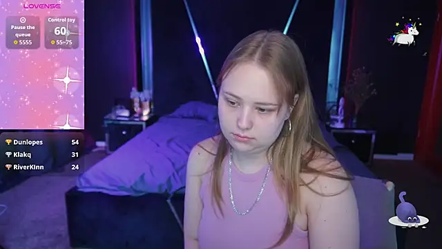 CrystallPaws online show from September 23, 2025, 1:52 am