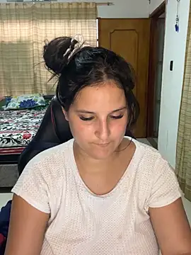 Alina0 online show from October 25, 2025, 5:51 pm