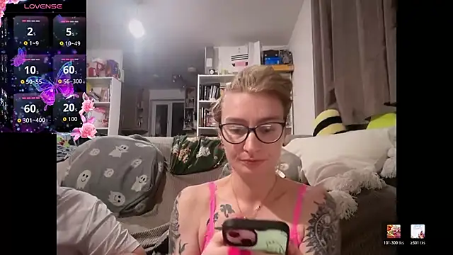 harleyblair online show from April 27, 2026, 10:08 pm