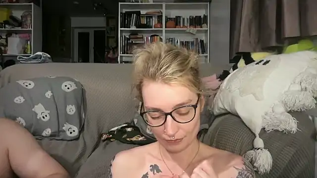 harleyblair online show from May 28, 2026, 10:07 pm