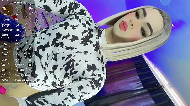 HANNAH BACKERS online show from December 5, 2025, 2:58 pm