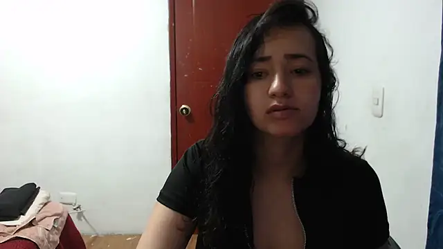 annie clark2 online show from March 5, 2025, 8:10 pm