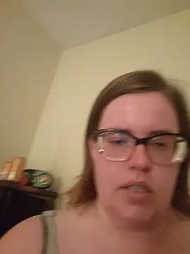 VeiledMuse online show from April 26, 2026, 2:09 am