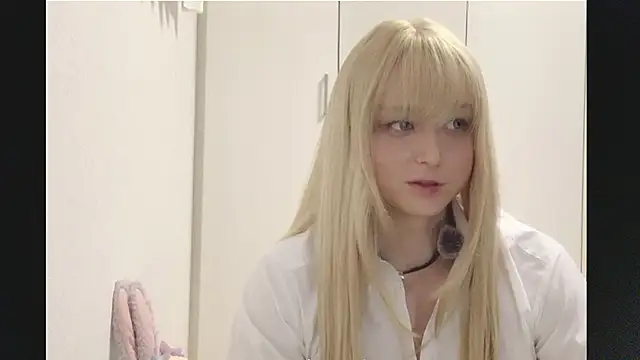 Mia032 online show from October 25, 2025, 2:02 pm