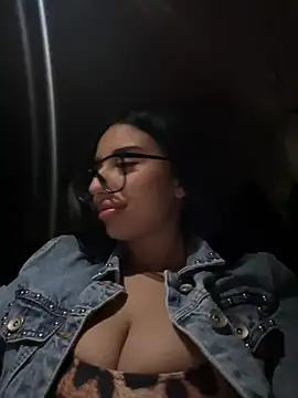 BlueEyes BB online show from March 24, 2026, 8:47 pm