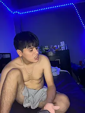 Kailertwink online show from April 8, 2026, 3:17 am